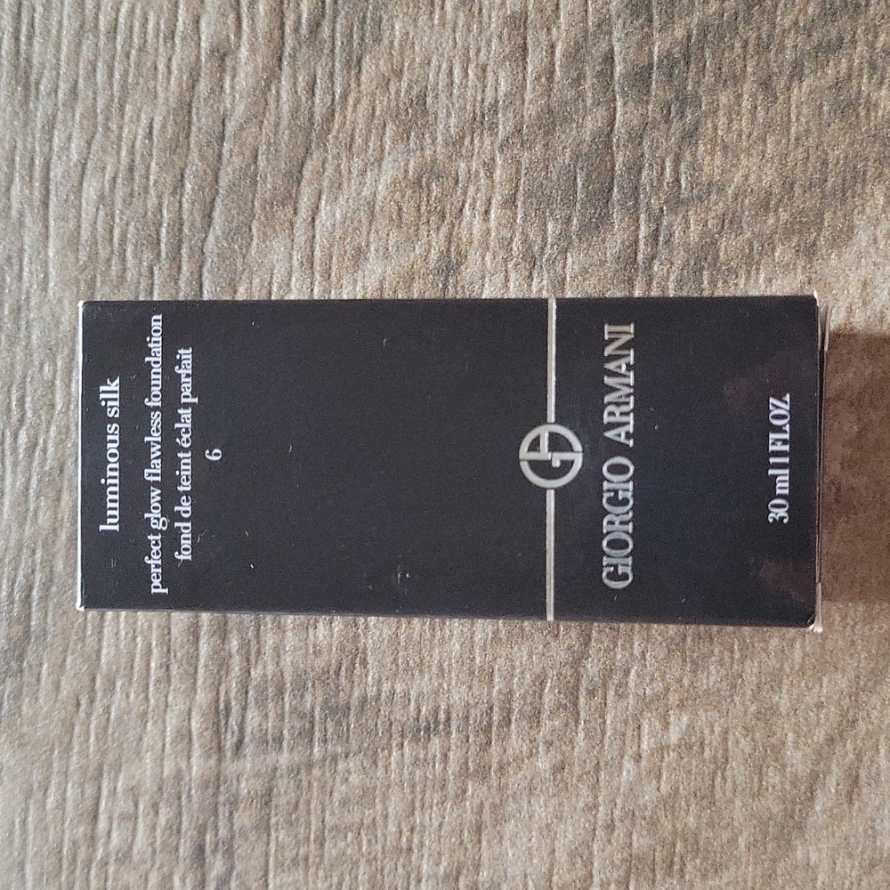 Giorgio armani foundation (NEW)